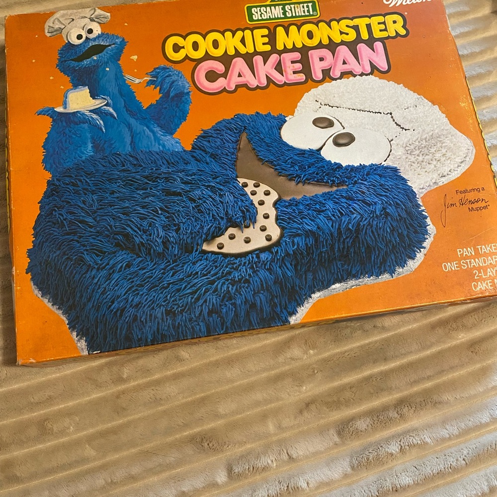 Sesame Street Cookie Monster Baking Mold - Silver with Box